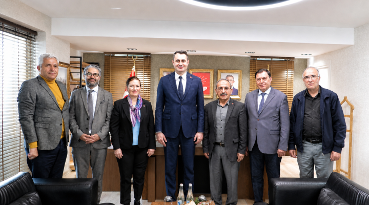 Azerbaycan Dostluk Federasyonu’ndan CHP İzmir’e Nezaket Ziyareti