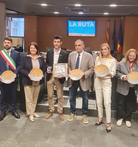 FOÇA, AKDENİZ’İN ORTAK TARİHİNDE YENİ BİR KÖPRÜ KURUYOR