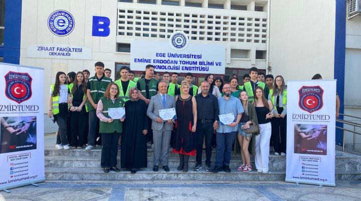 Ege Üniversitesi Öğrencilerinden “Bağımlılıklara Bağımsızlık” Mesajı