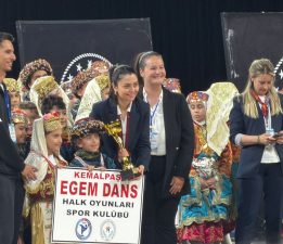 Kemalpaşa Egem Dans, Halkapınar’daki Ege Bölge Yarışması’nda Çifte Birincilik Kazandı