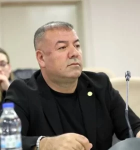 Latif Aydemir’den Körfez Kokusu Çıkışı: “Bu Koku Kendiliğinden Oluşmuyor”